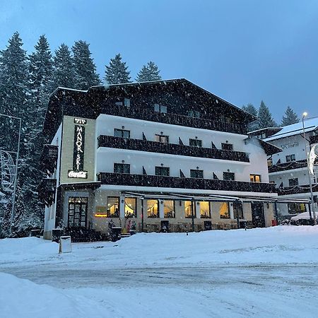 Manor Ski Hotel Predeal Bagian luar foto