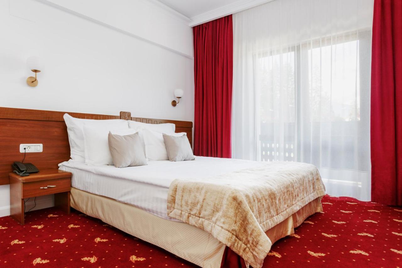 Manor Ski Hotel Predeal Bagian luar foto